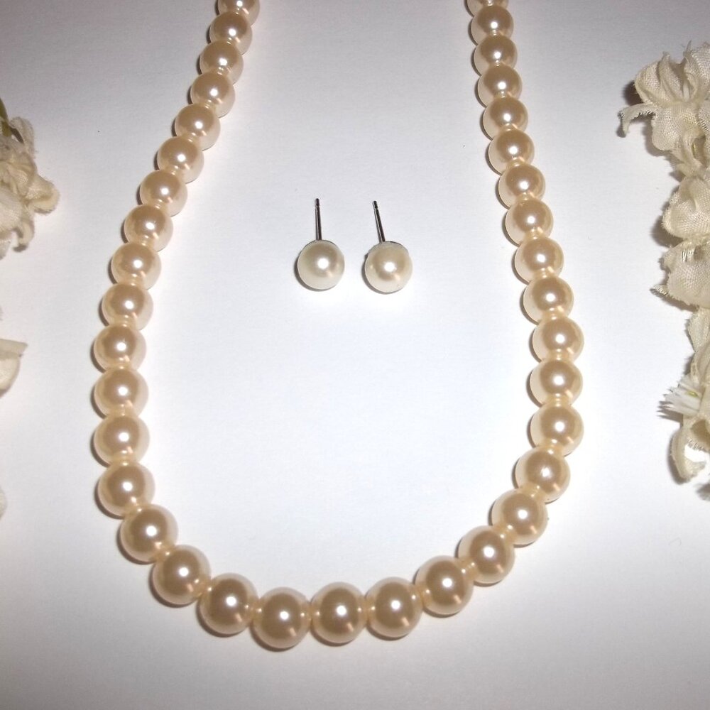 Cream Faux Pearl Necklace and Earring Costume Jewelry Set Fashion Accessory D119 - Picture 2 of 5